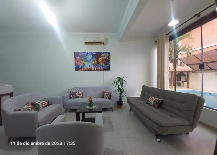 Lirios Apartment In Equipetrol - With Parking